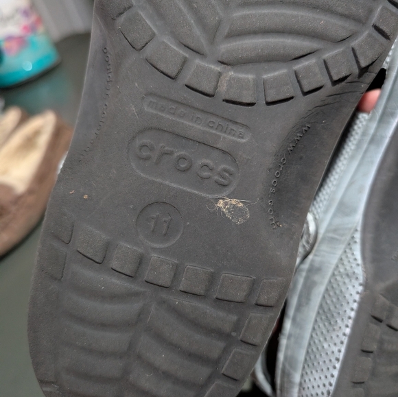 Mossy Oak Fishing Crocs Size 11 EUC main image 4